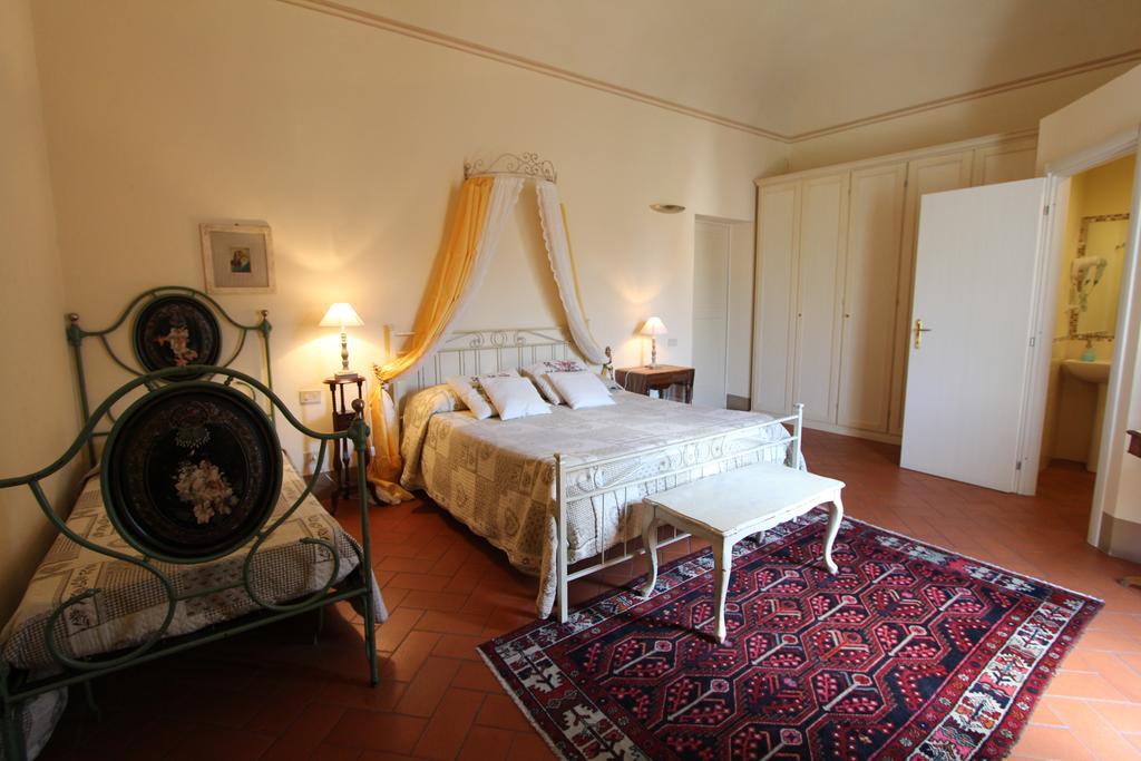 Dimora Nobiliare Bed and Breakfast Pisa Rum bild