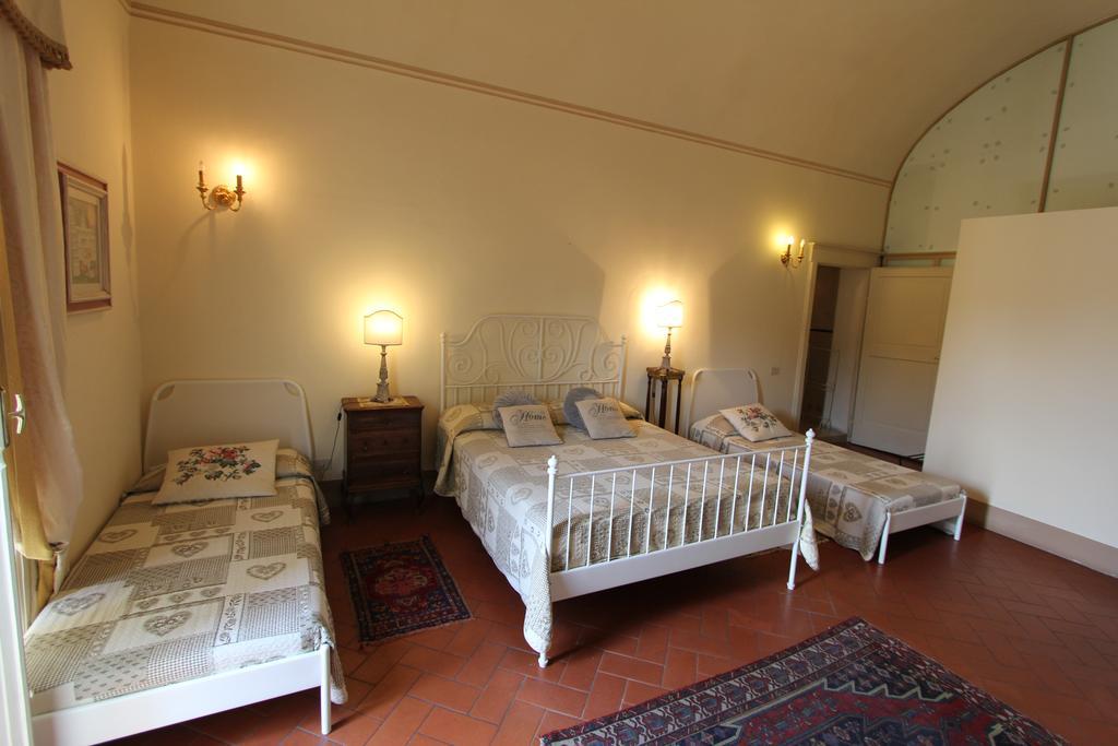 Dimora Nobiliare Bed and Breakfast Pisa Rum bild